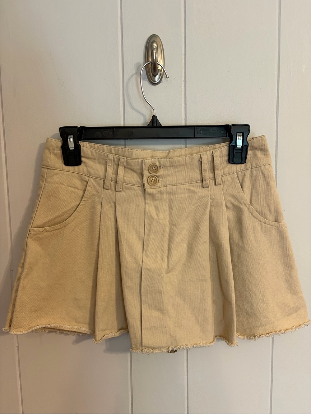 La Hearts Beige Pleated Skort with Front Pockets